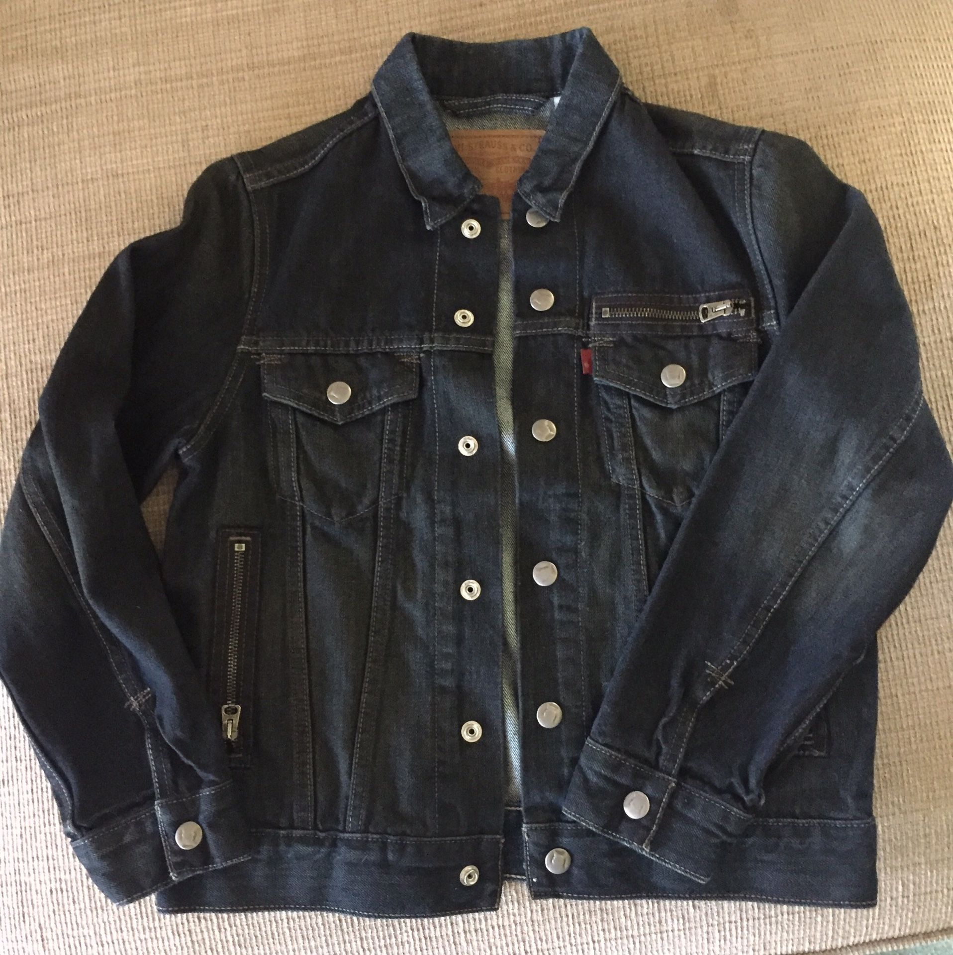 Levi Jean jacket size Youth M color navy
