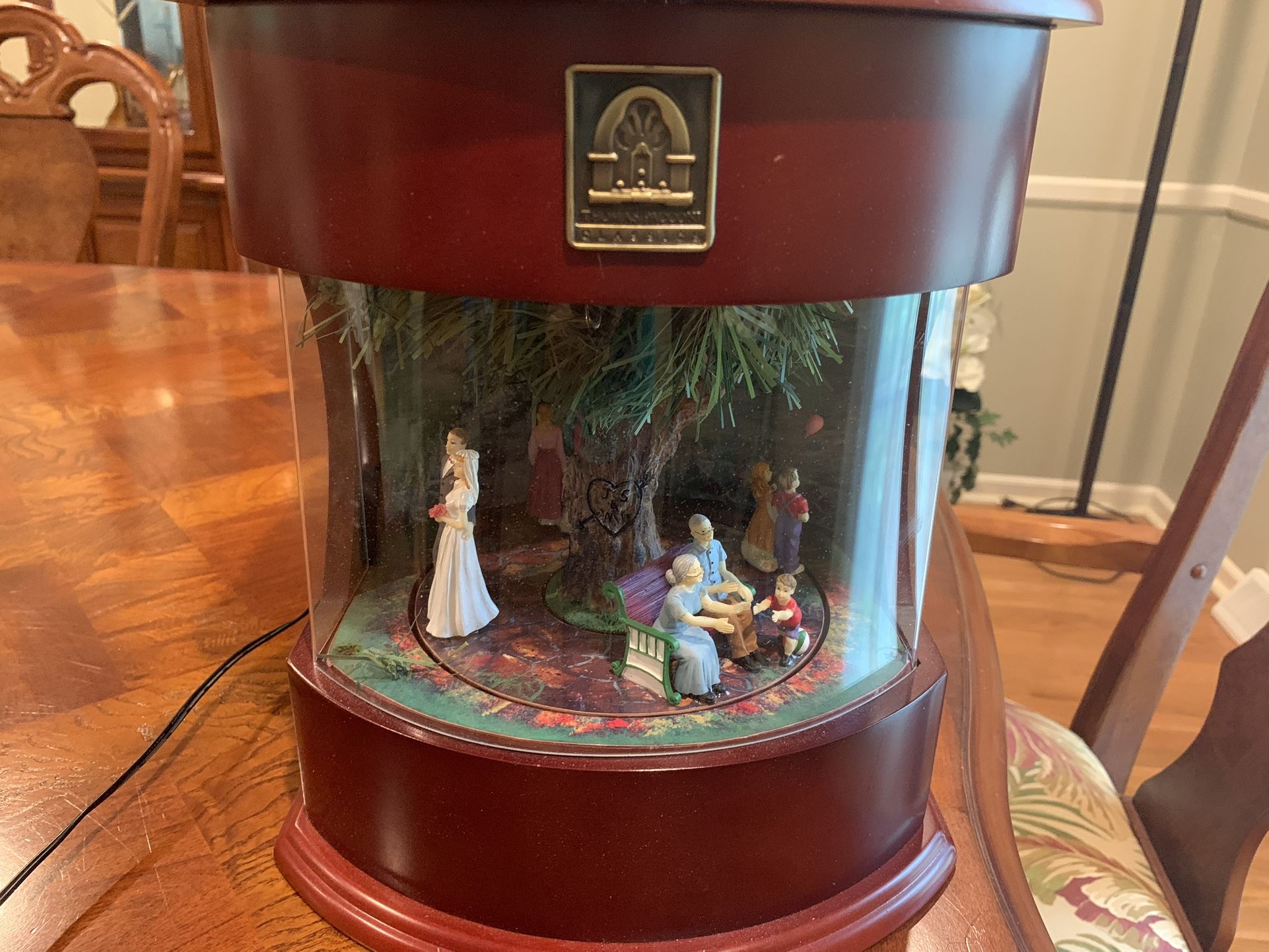 Thomas Pacconi  Generations Electric Music Box