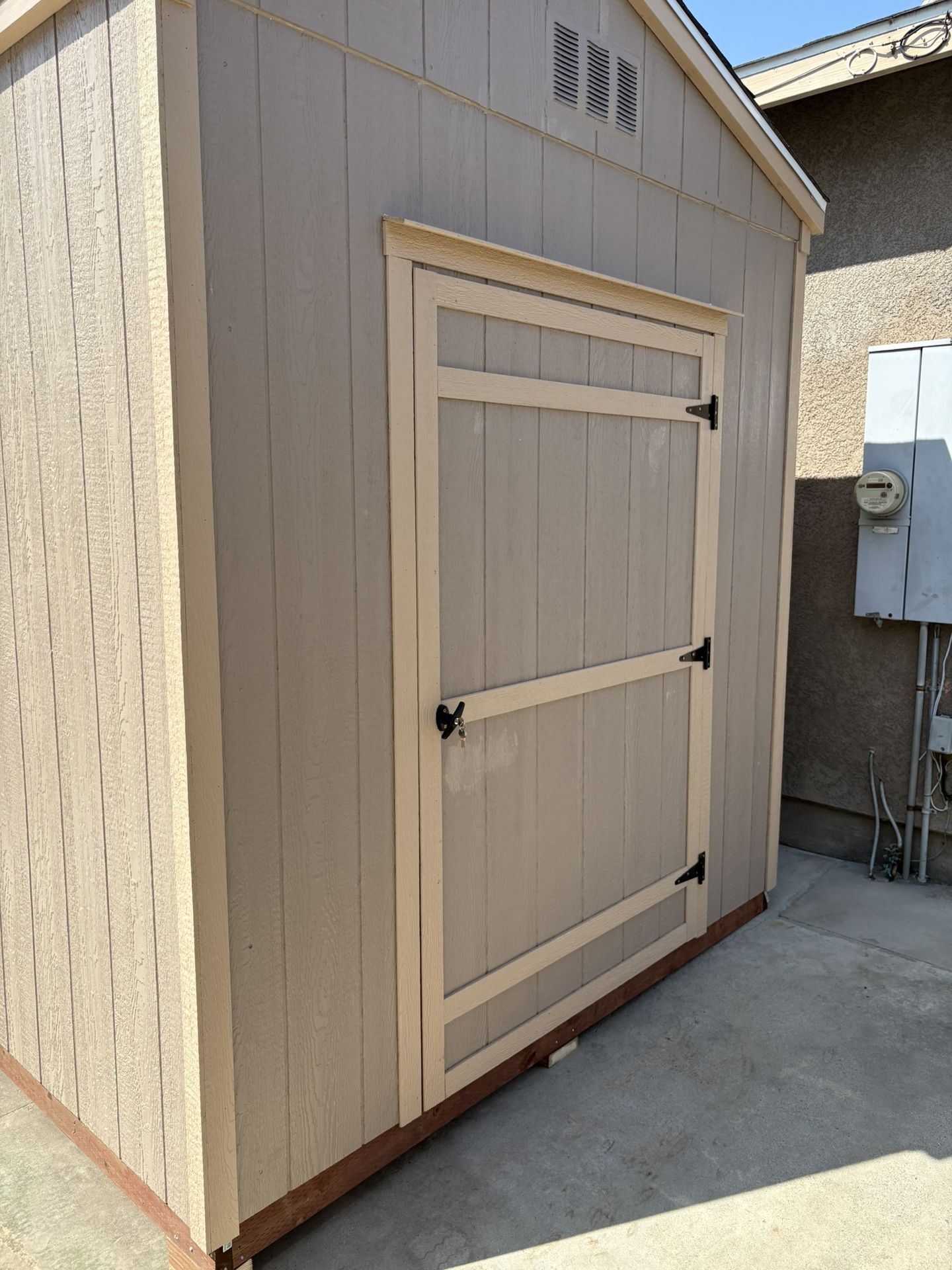 Shed 8x10x10