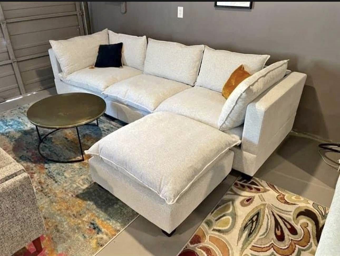 NEW GREY SECTIONAL COUCH WITH PILLOWY CUSHIONS !! Available in light and dark grey $680