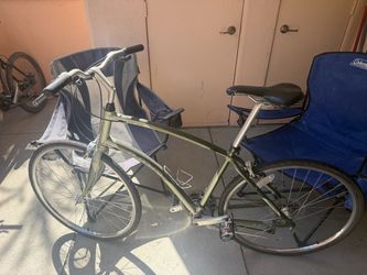 Electra Versa Hybrid City Bike
