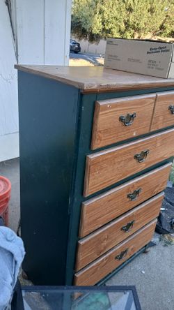 Dresser