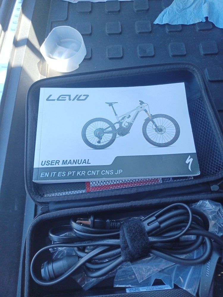 Specialized LEVO Charger