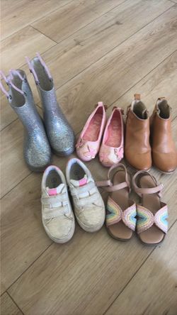Girls Size 9/10 Shoes