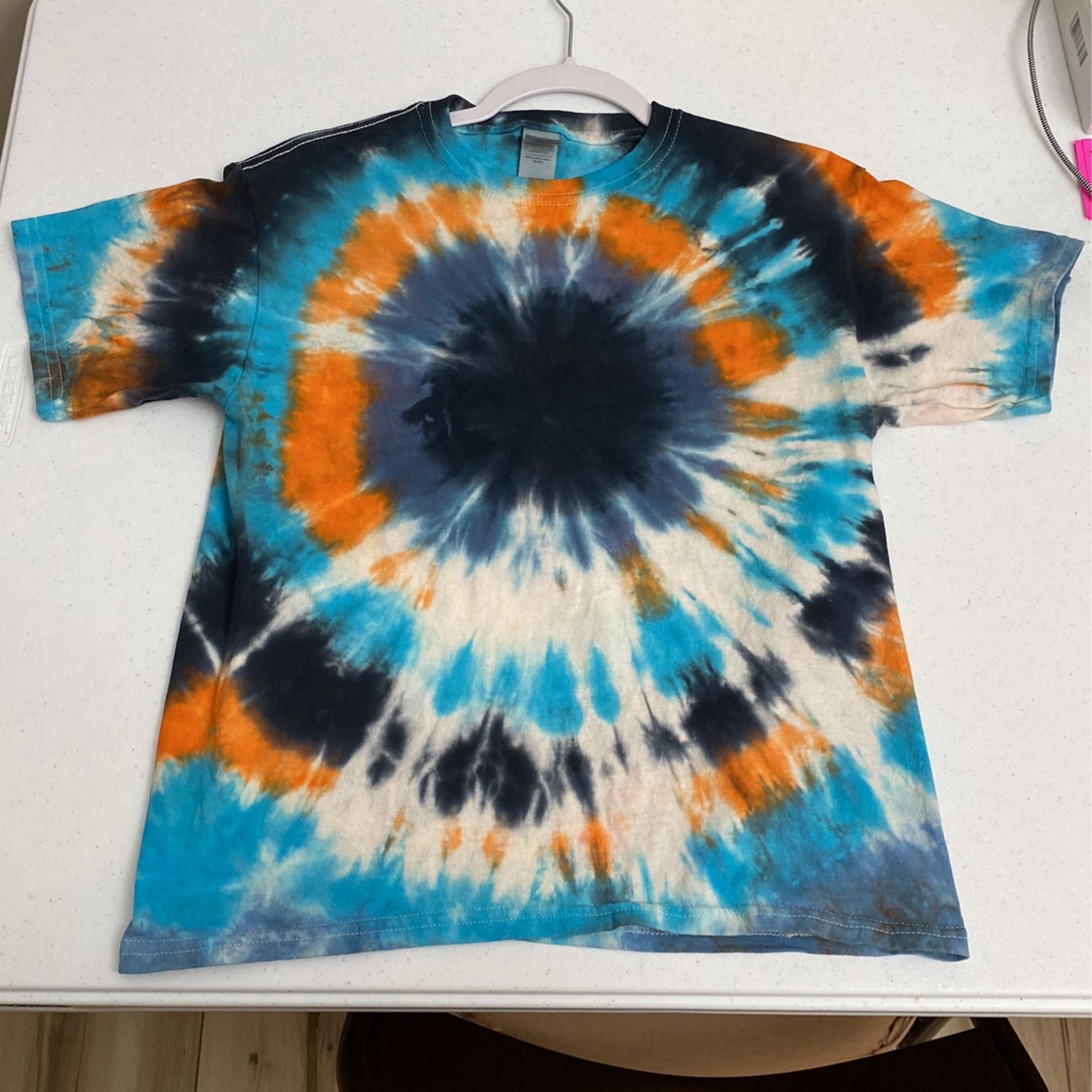 Tye-dye, Gildan 100% Cotton, New, Size Youth Large, New,  (item 266)
