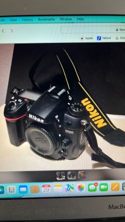 Nikon D7000