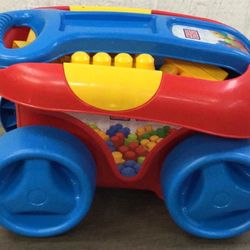 Montessori Marble ArtBoard & Mega Bloks w Wagon