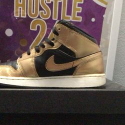 Jordan 1 gold metallic