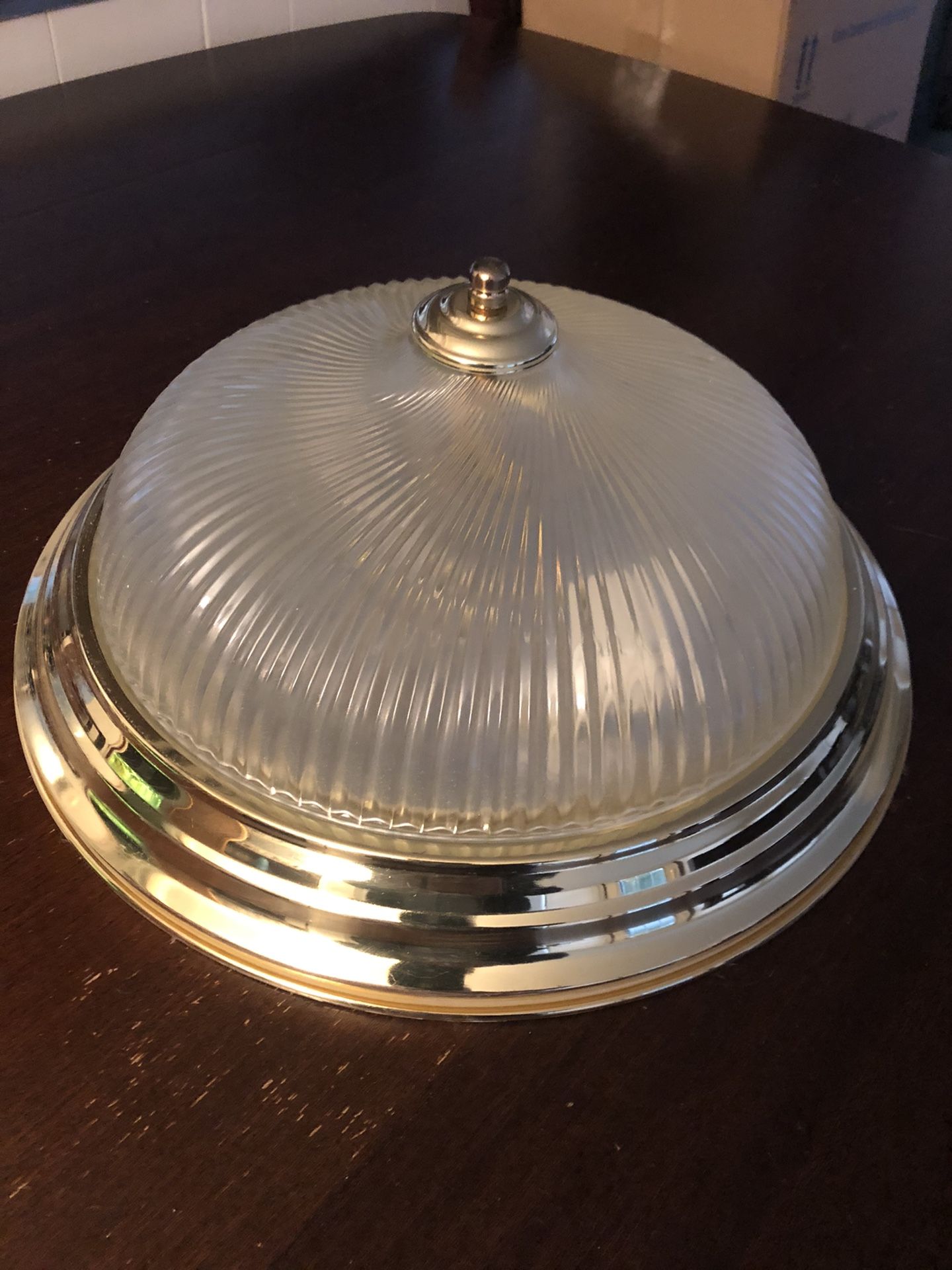 Light fixture