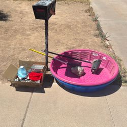 FREE STUFF AVAILABLE 