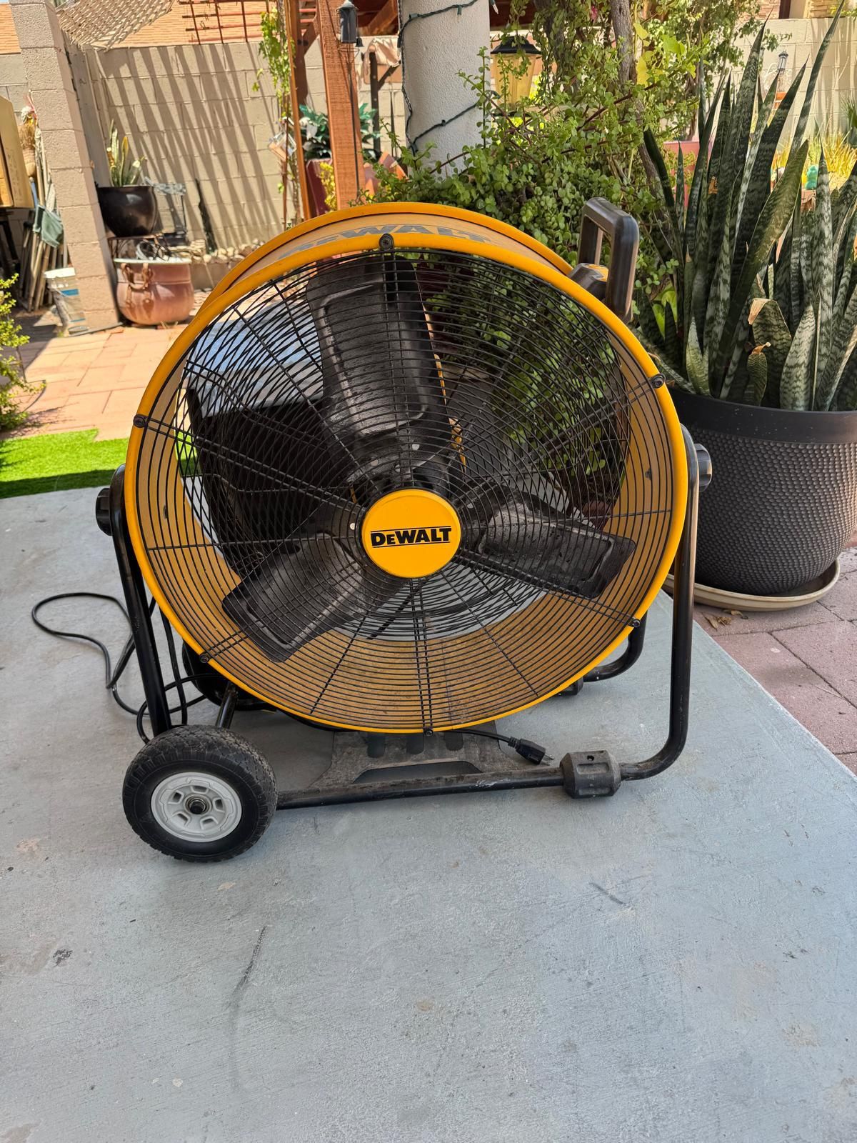 Dewalt Fan
