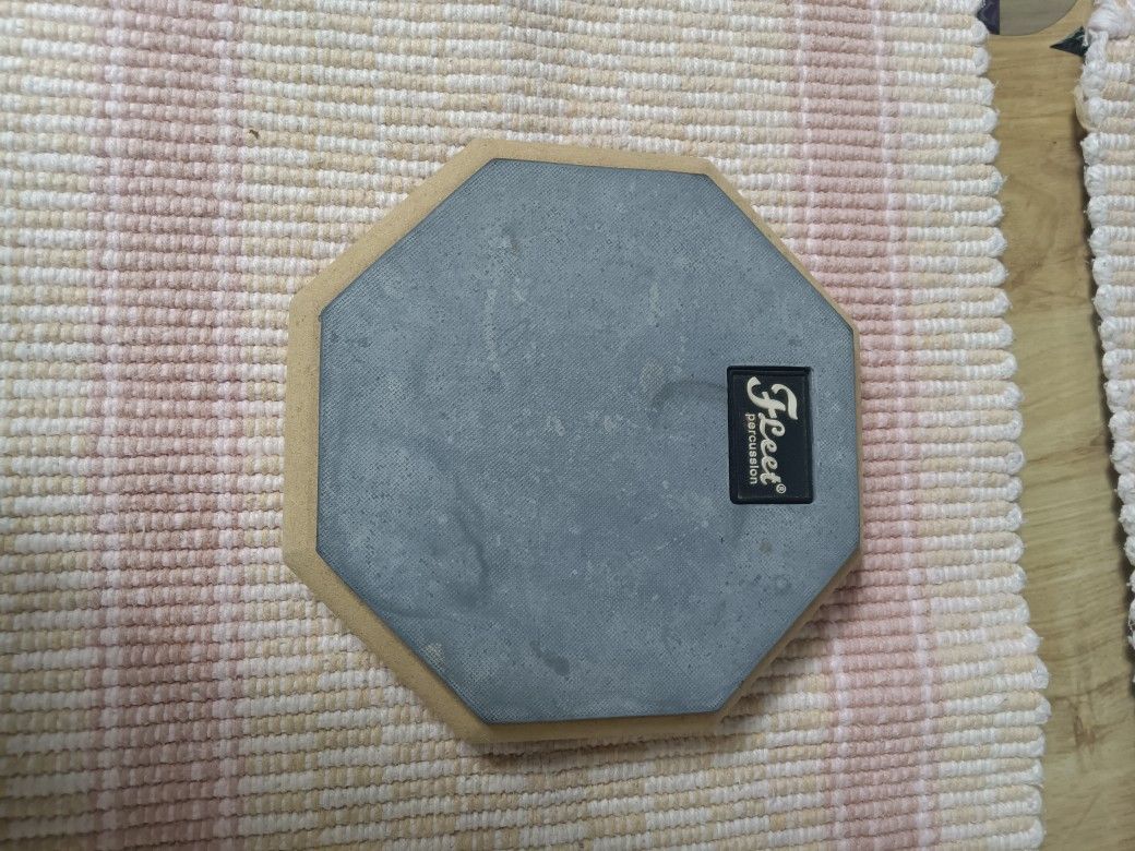 Mountable 6" Drum Practice Pad