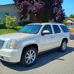 2011 GMC Yukon Denali