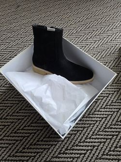 Represent Chelsea Boots Size 11