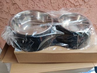 Doggy dish for food and water