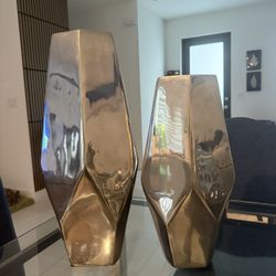 Set 2 Jarrones  Metálicos Geométricos. Kendall Area (Hammocks ) 