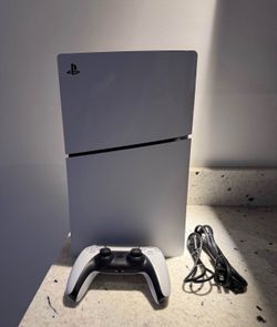 PlayStation 5 “Disc + Digital”