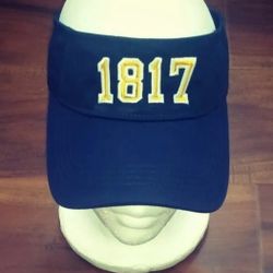 UM 1817  FOUNDED YEAR VISORS 