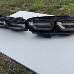 ORIGINAL 2019-2024 CHEVROLET CAMARO ZL1 R/L REAR TAILLIGHT TAIL LIGHT LAMP (contact info removed)3 OEM