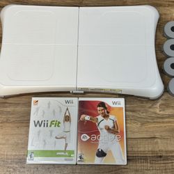 Nintendo Wii Fit Board W/ 2 Games! 