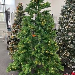 New 7 FT Pre Lit Green Christmas Tree