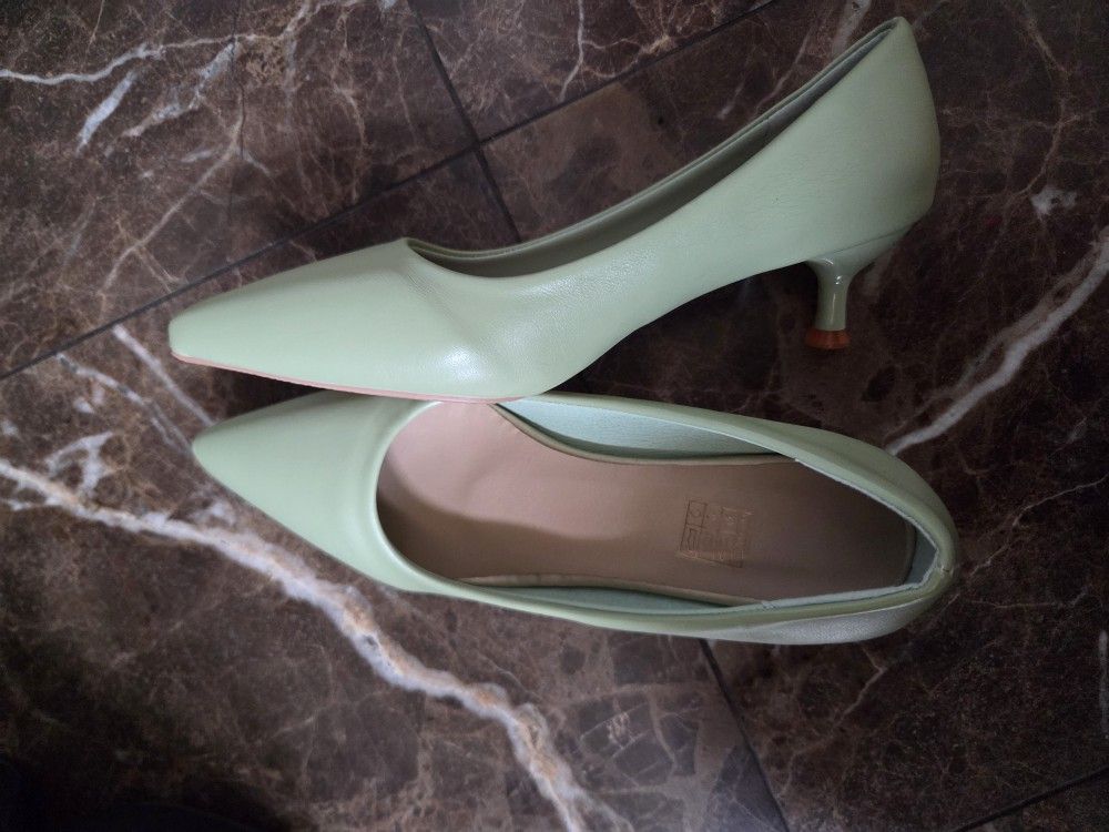Ladies Heel