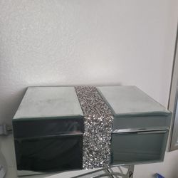 jewelry box