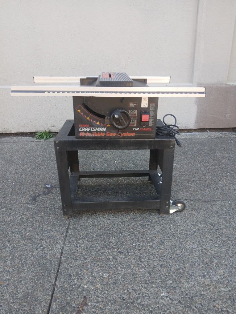 Craftsman table saw.