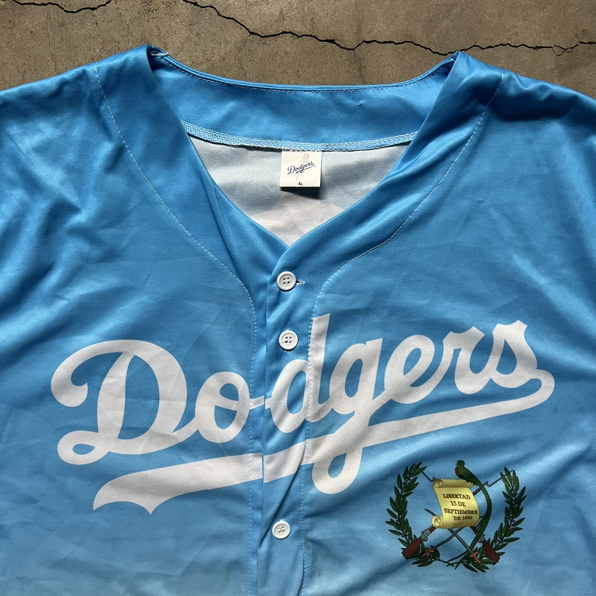 Official MLB Los Angeles Dodgers Baseball Guatemalan Heritage Night Jersey XL