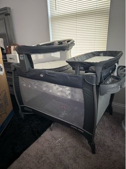 Graco® Pack n Play Dome LX Playard with Baby Bassinet