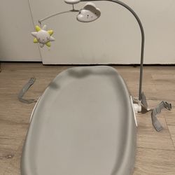 Skip Hop Changing Table 