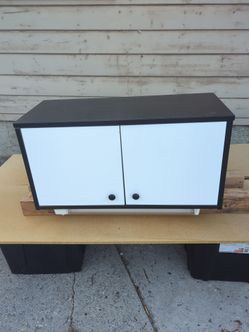 Premium cabinets with under cabinet lighting