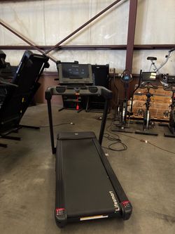 Lifesmart tm4000 Treadmill with Display Console