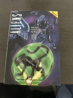 Aliens Kenner Tribute ULT Night Cougar Alien 7IN Action Figure