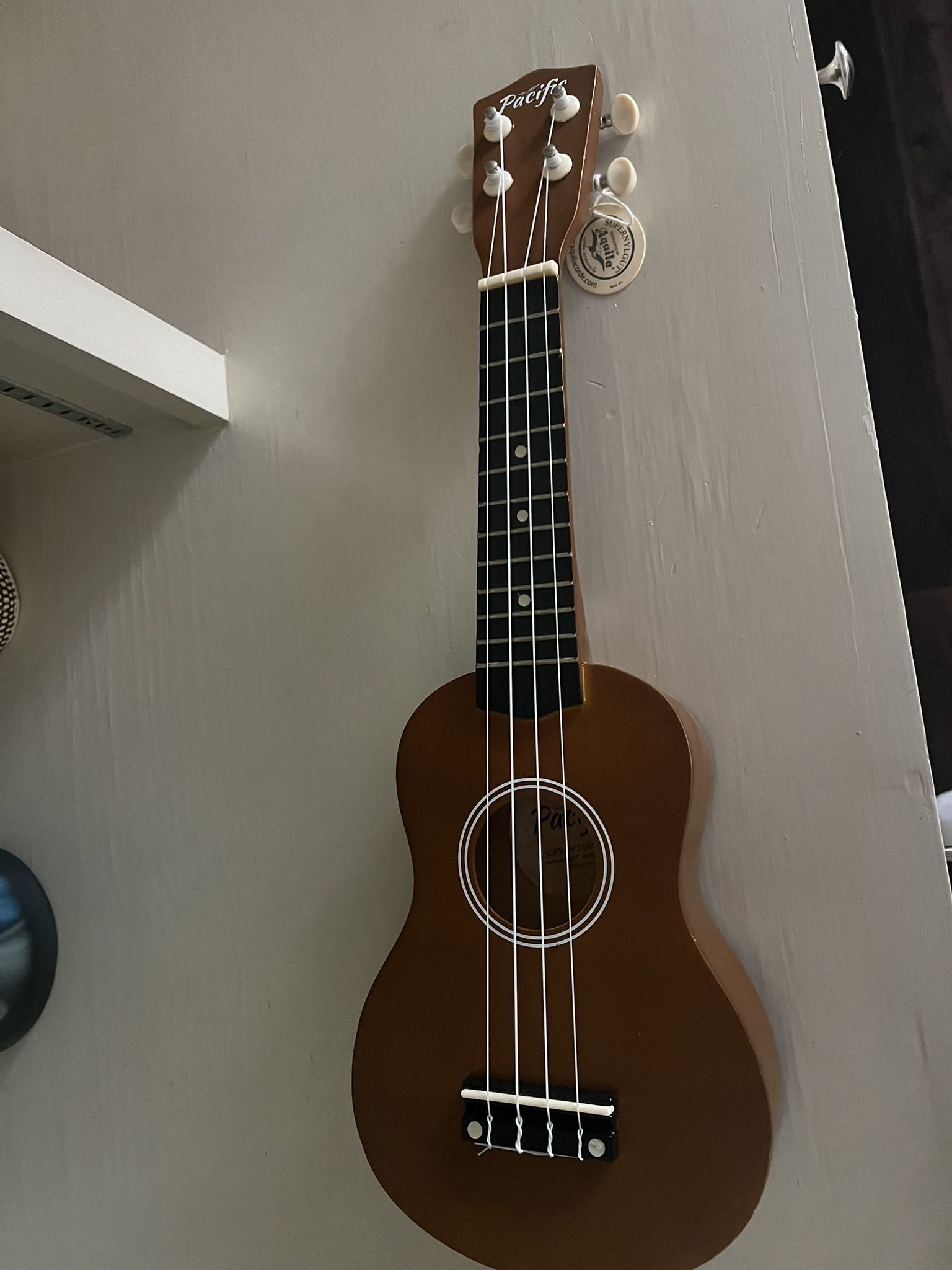 Ukulele NEW