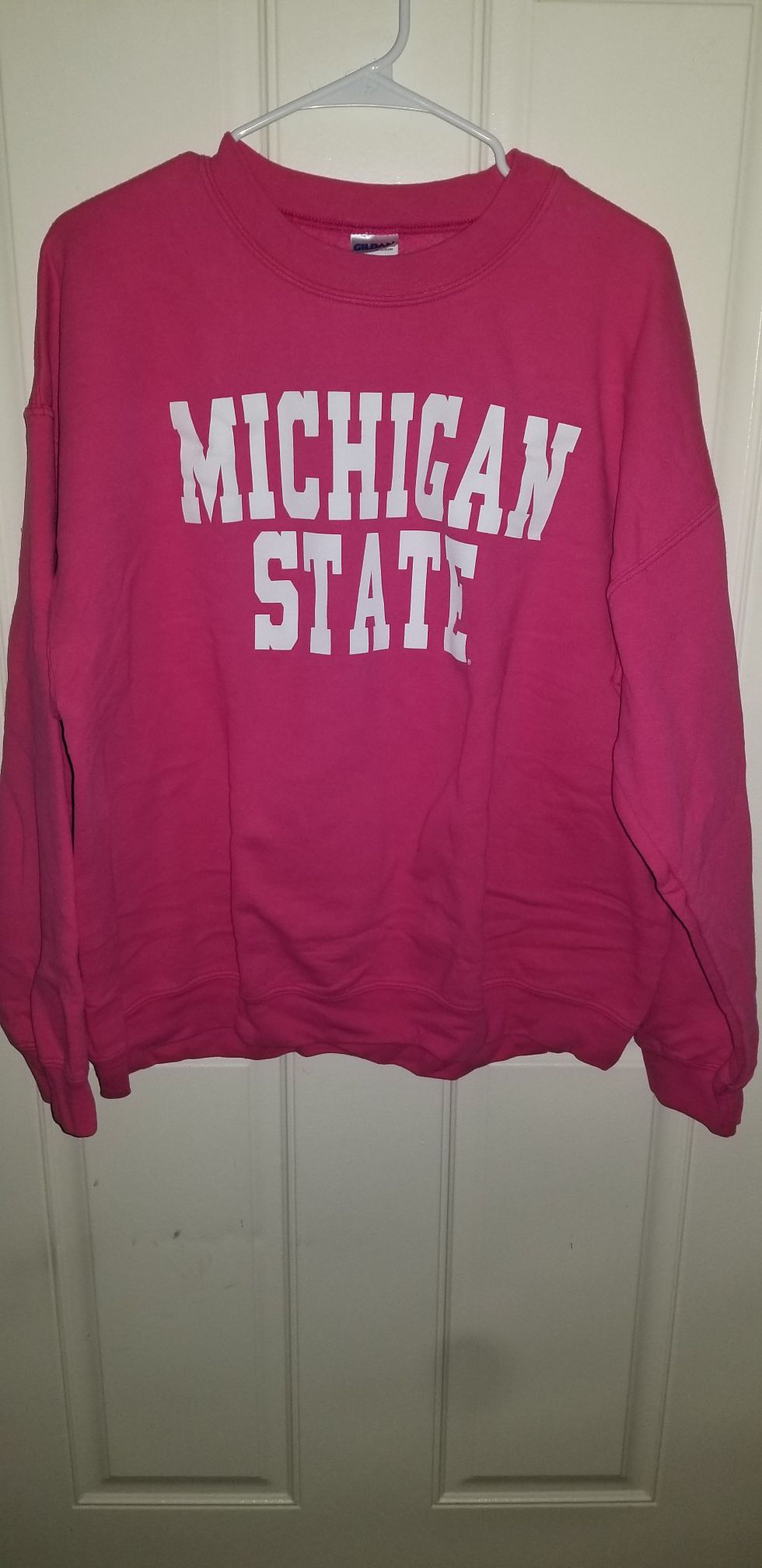 Michigan State Woman's Size X-LARGE Sweatshirt almost New