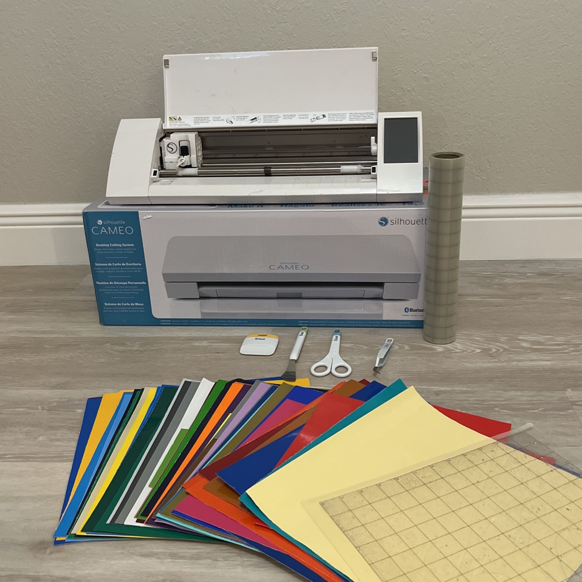 Silhouette Cameo WITH Tools And Materials