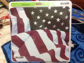 Allsop old Fashion American Flag, NatureSmart Mousepad, New still in plastic wrap.
