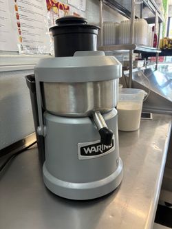 Waring commercial juicer