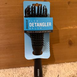 Detangler Brush 