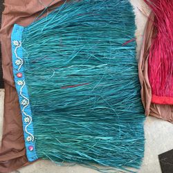 Tahitian Skirts & Feather Outfit