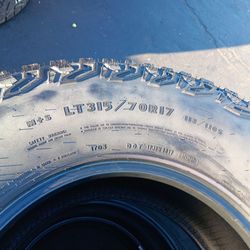 5 llantas Lt 315 70 R17 Goodiyear Territory MT