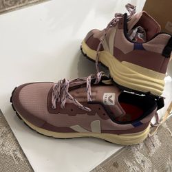 Women Veja Dekkan RP Ripstop Purple Sz 8