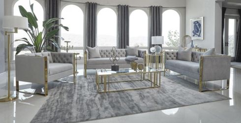 Eastbrook - 3 Piece Living Room Set - Pearl Silver
