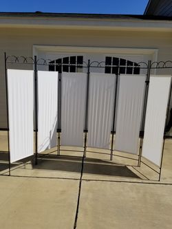 Free standing back ground drop metal frame.