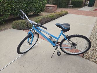 Magna Great Divide Mountain Bike