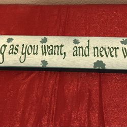 St. Patrick’s Day Wood Sign - Holiday Home Decor 