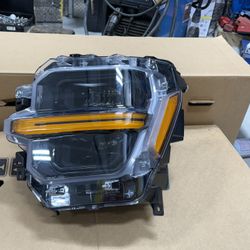 2024-2025 Ford F150  LED Headlight Assembly 