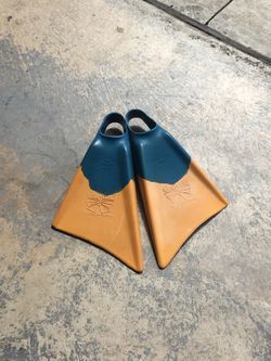 X-small Churchill fins