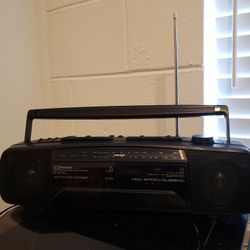 Emerson Portable Cassette Stereo Radio